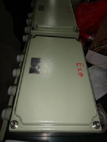 1482371707846392.jpg 14282125435130003.jpg